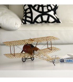 Flygplan Sopwith Camel. Presentförpackning med stridsflygmodell, färger och verktyg