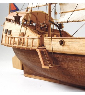 Wooden Model Ship Kit: Red Dragon Chinese Junk 1:60 3