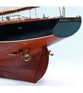 Fishing & Regattas Schooner Bluenose II. 1:75 Wooden Model Ship Kit 4