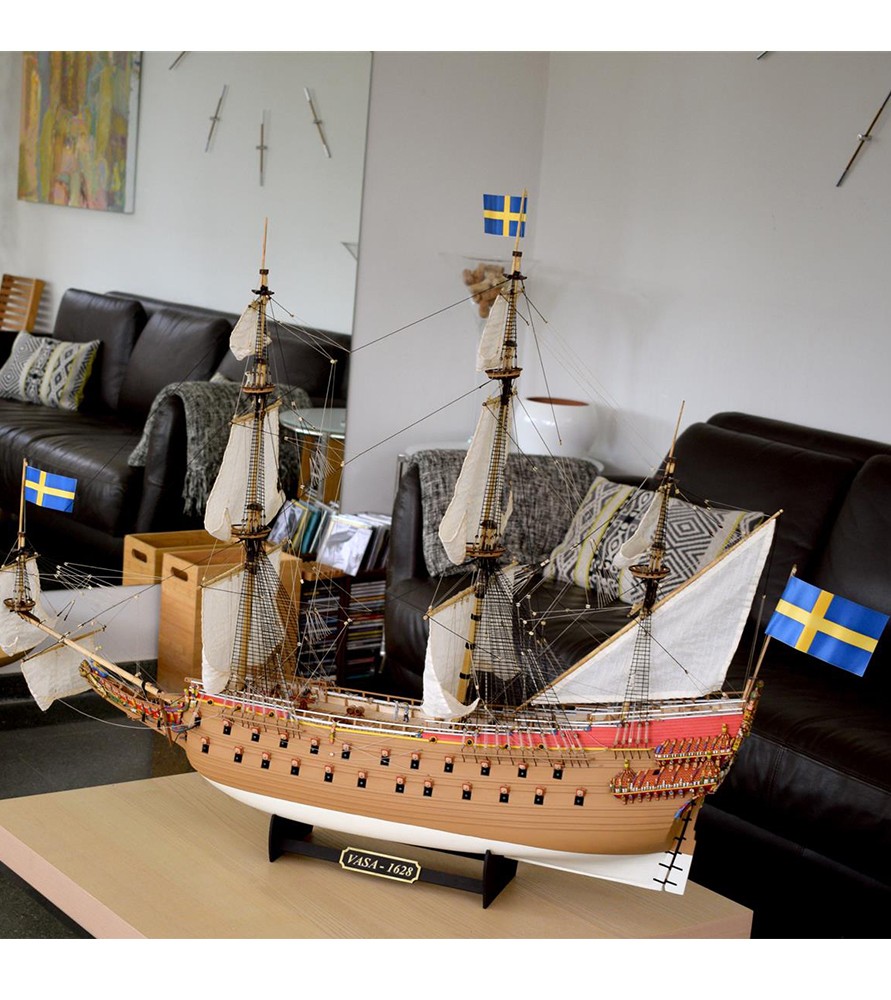 Gift Pack with Model, Paints and Tools: Swedish Warship Vasa