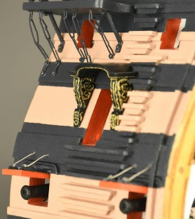 Section of HMS Victory. 1:72 Wooden Model Ship Kit 10