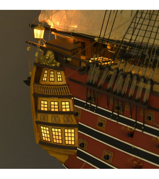 Řadová loď Santísima Trinidad 1:84. Stavebnice dřevěného modelu lodi