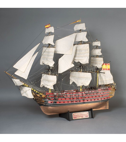 Navire de Ligne Santísima Trinidad 1:84. Maquette de Bateau en Bois