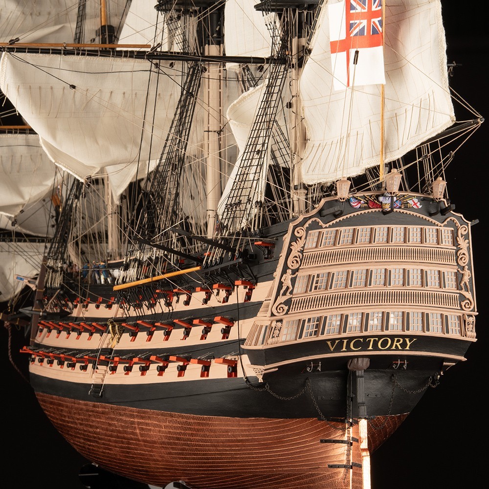 HMS VICTORY Trafalgar 1805 - ANATOMY Version - 1:84 - Wooden Scale Model