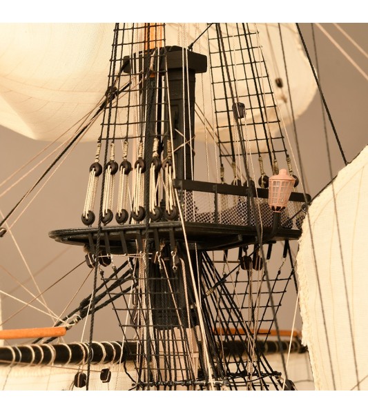 HMS VICTORY Trafalgar 1805 - ANATOMY Version - Trämodell i skala 1:84