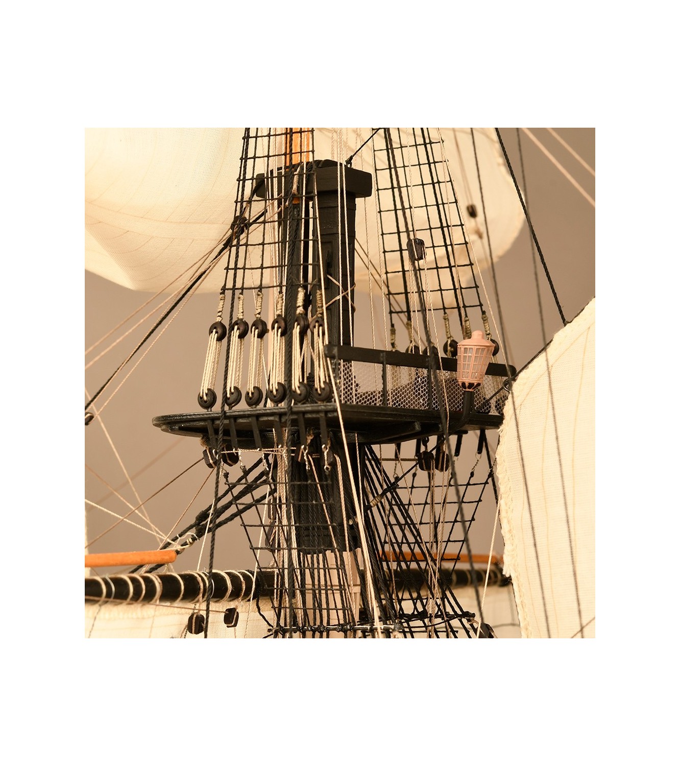 HMS VICTORY Trafalgar 1805 - ANATOMY Version - 1:84 - Wooden Scale Model