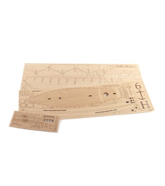 Kutter Jolie Brise 1:50, Holzmodellschiff