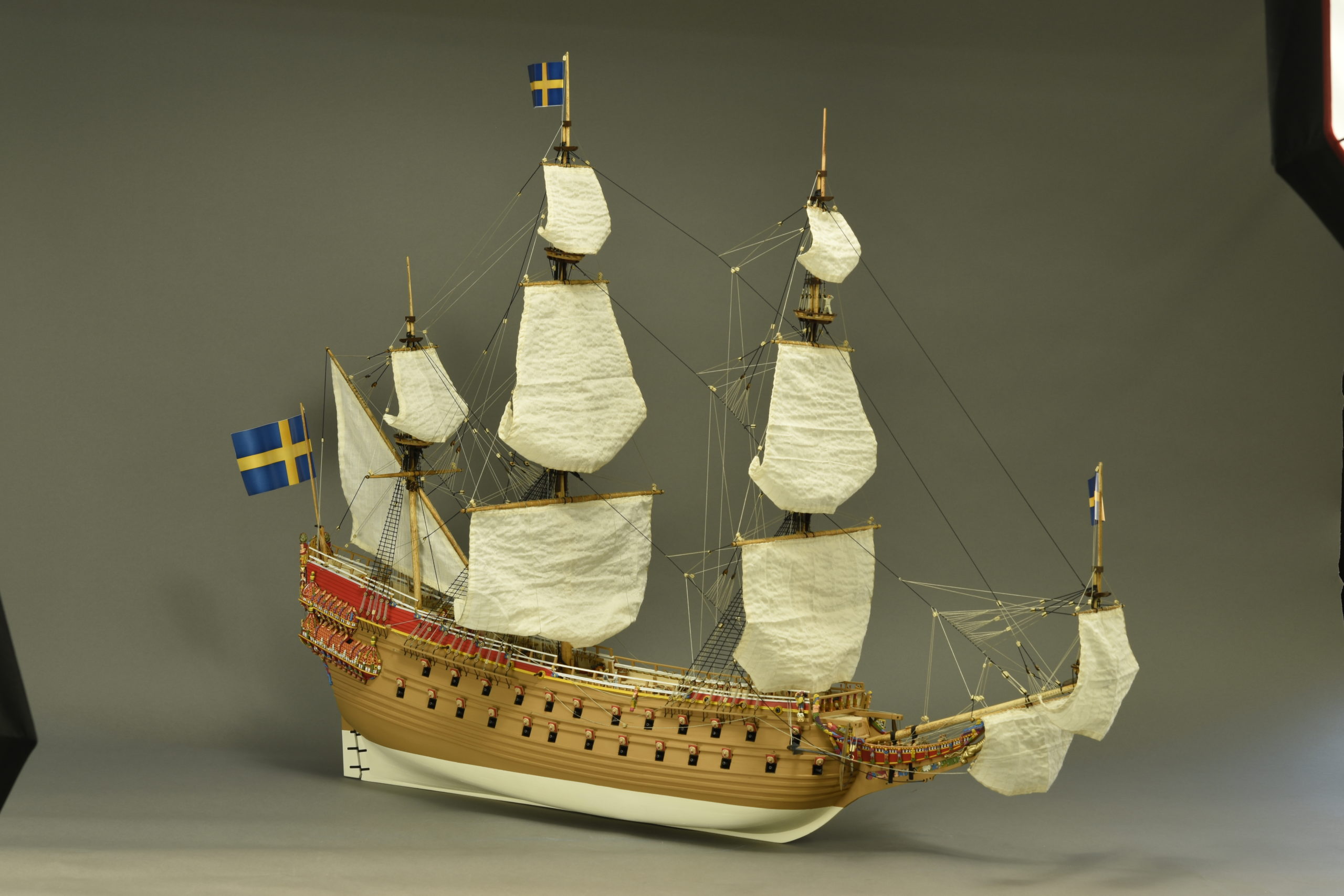 Maquette de bateau HMS Victory Revell : King Jouet, Maquettes