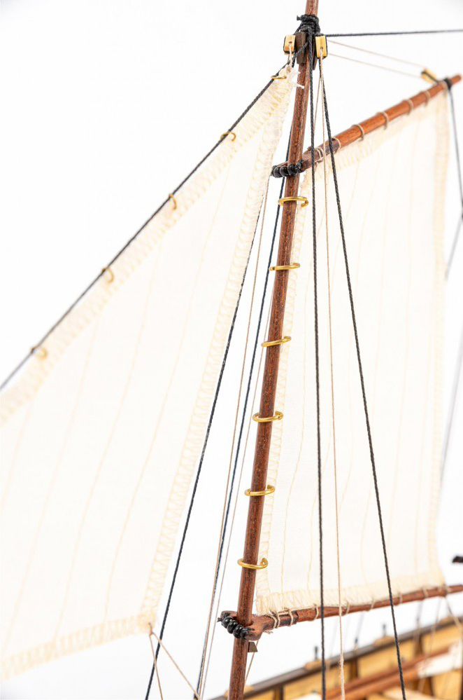 HMS Endeavour Longboat Model (19005): 2022 Renewed and Improved Wooden Ship Modeling Kit!