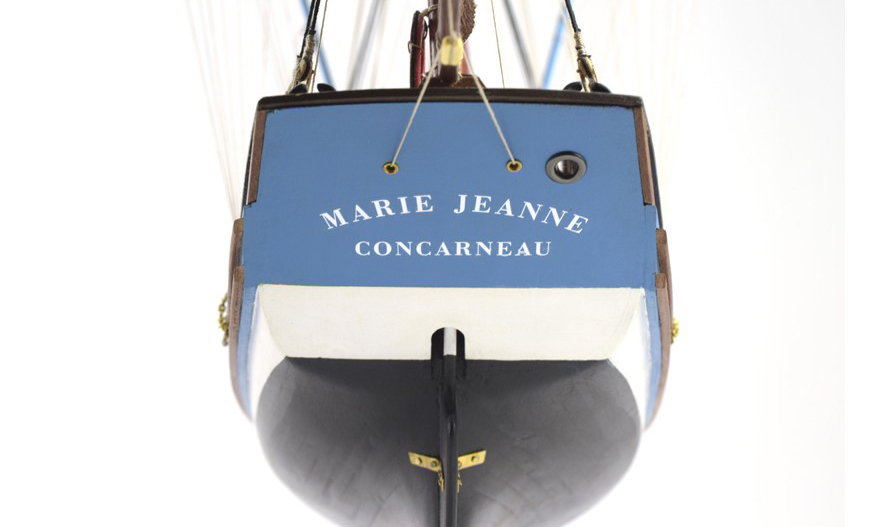 Fishing Ship Model. French Tuna Boat Marie Jeanne 1:50 (22175) made by Artesanía Latina.