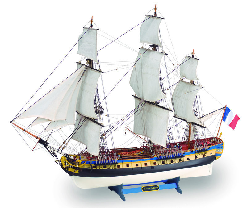 Hermione La Fayette Model Ship at 1:89 scale (22517-N). Faithful wooden replica for advanced modelers.