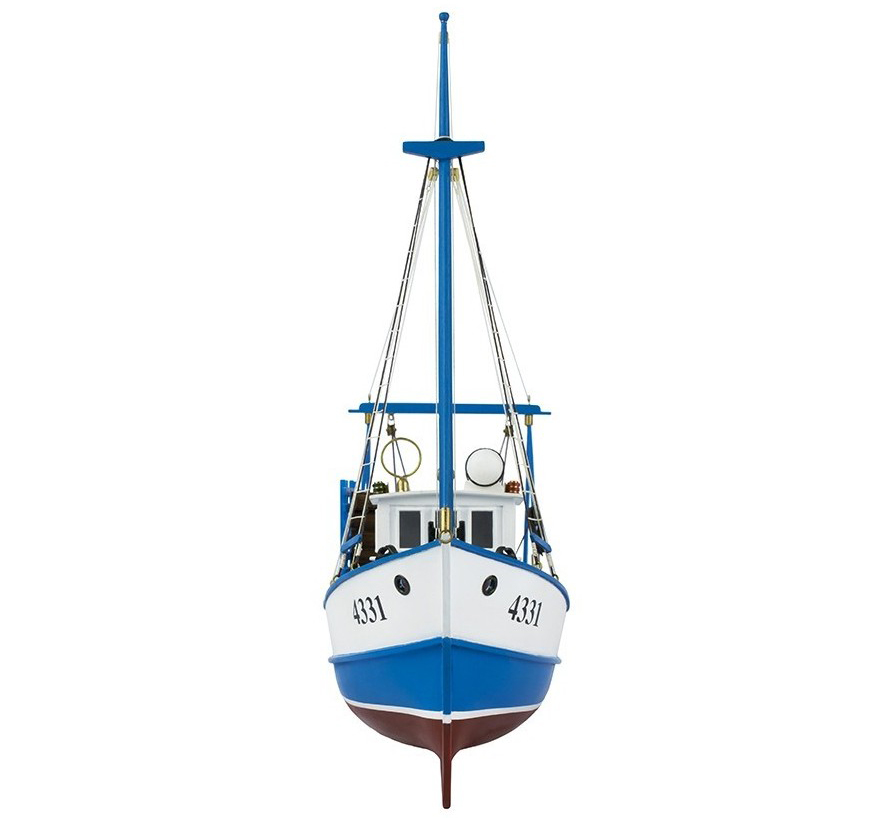 Fishing Boat Model Mare Nostrum: 1:35 Scale Mediterranean Ship Replica