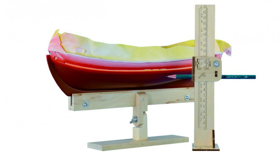 Nouveaux Instruments de Modélisme : Marqueur de Ligne de Flottaison pour Maquettes de Bateaux (27649) d'Artesanía Latina.