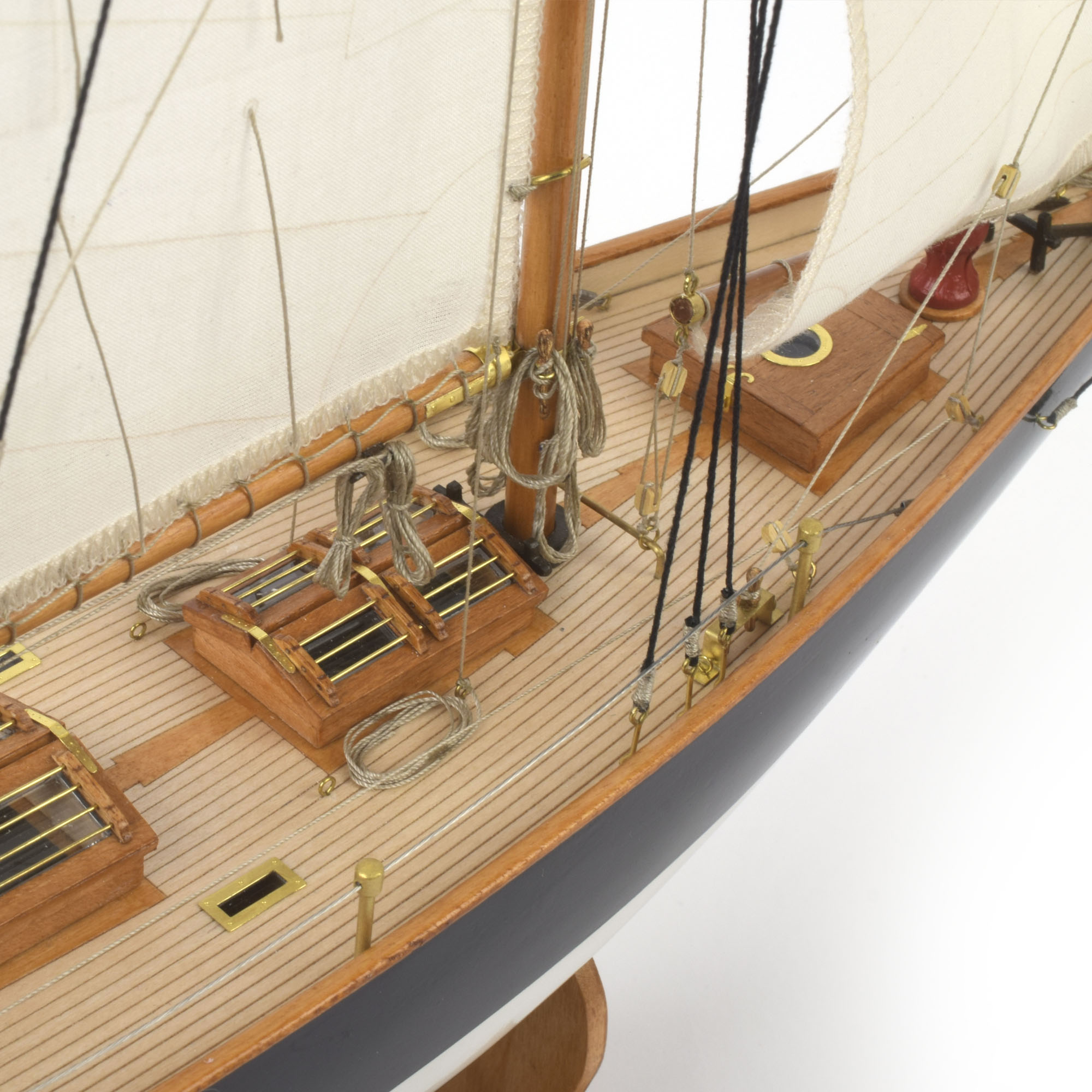 Pen Duick Sailboat Model Kit (22418N) at 1:28 scale by Artesanía Latina.