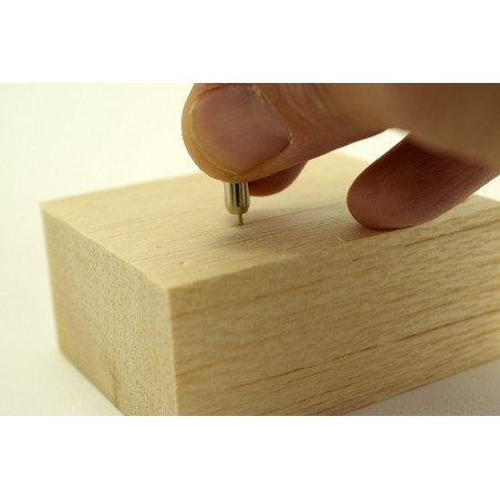 Magnetischer Nagler für den Modellbau