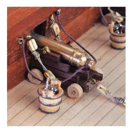 Modelo de navio em madeira: Secção do Galeão São Francisco 1:50 3