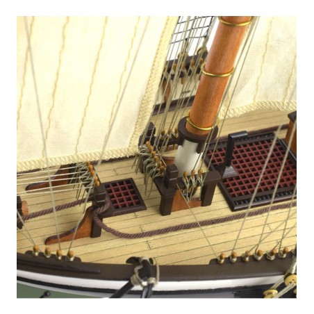 Escuna americana Harvey 1:60. Modelo de navio em madeira 8