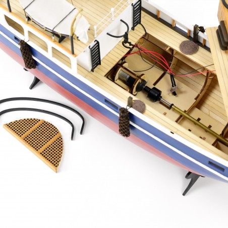Sleepboot Sanson 1:50. Houten modelschip (geschikt voor R/C) 19