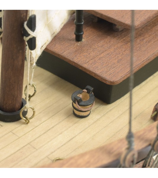 U.S. Pilot Boat Swift. 1:50 Wooden Model Ship Kit