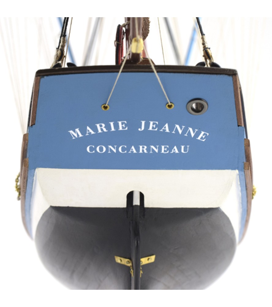 Loď s tuňáky Marie Jeanne. stavebnice dřevěného...