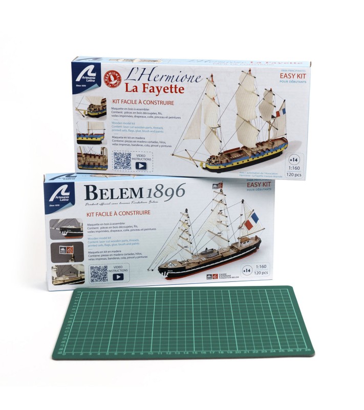 Gift Pack with Easy to Build Models and Accessory: Easy Kits Ships Hermione La Fayette et Belem