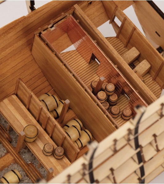 HMS VICTORY Trafalgar 1805 - ANATOMY Version - 1:84 skalamodel i træ