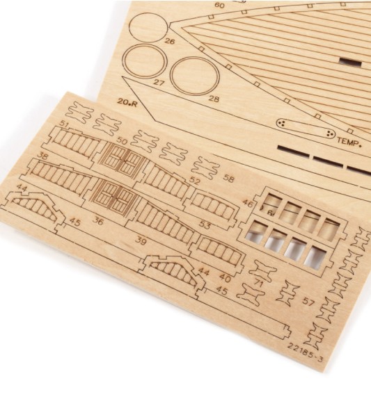 Jolie Brise kotter 1:50. Houten modelschip