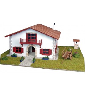 Maquette en Bois de Chalets: Ferme Biarritz et Chariot 1/72 2