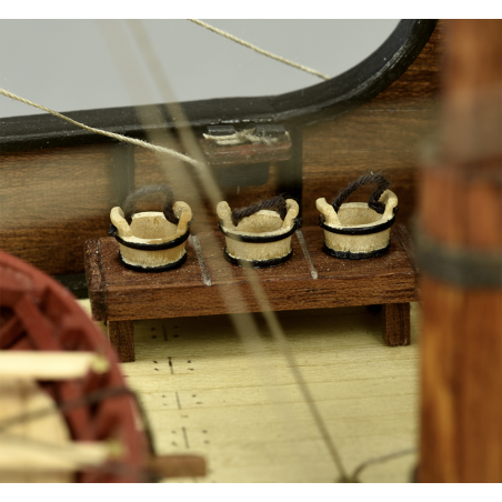 Bucket in Boxwood of 12 mm (4 Units) for Ship Modeling