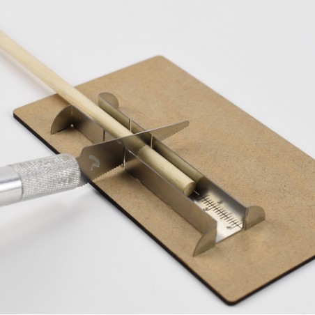 Micro Mitre Box com serras de precisão