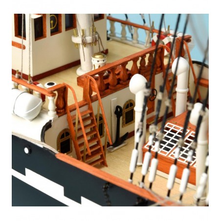 Navire-École Français Belem 1:75. Maquette Bateau en Bois