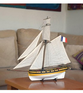 Cutter Le Renard. Gift Pack with Ship Model, Paints and Tools