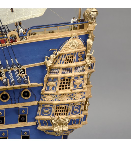 Okręt wojenny Soleil Royal. drewniany model statku w skali 1:72