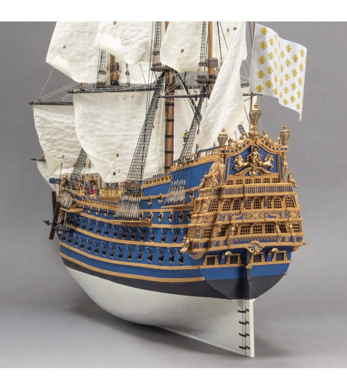 Okręt wojenny Soleil Royal. drewniany model statku w skali 1:72