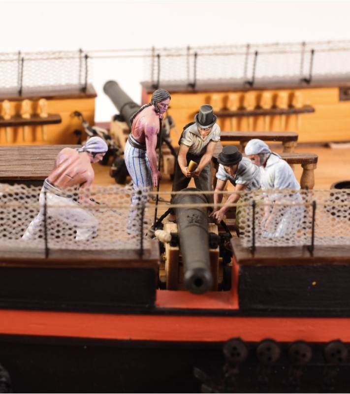 Lot de 10 figurines de navires en métal : canonniers à... 2