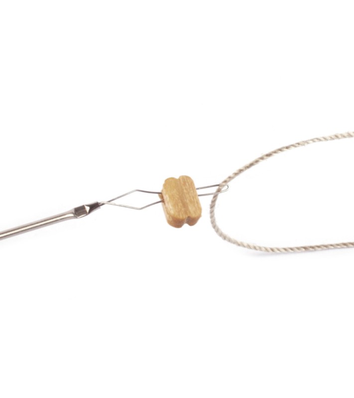 Set of 3 needle threaders 2