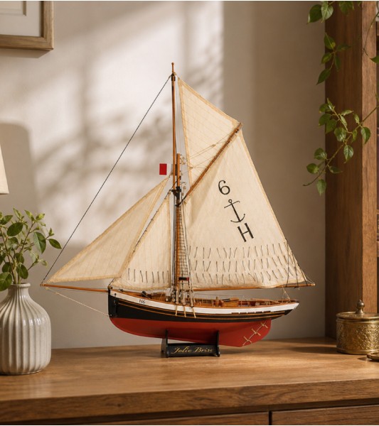 Cúter Jolie Brise 1:50: Pack regalo Deluxe
