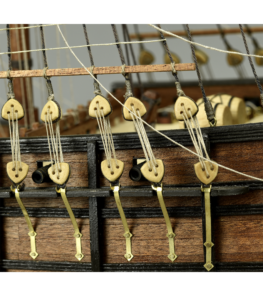 Trekantet Deadeye i buksbom Dia. 5 mm (8...