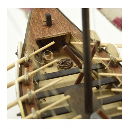Drakkar Viking 1:75. Houten modelschip 5