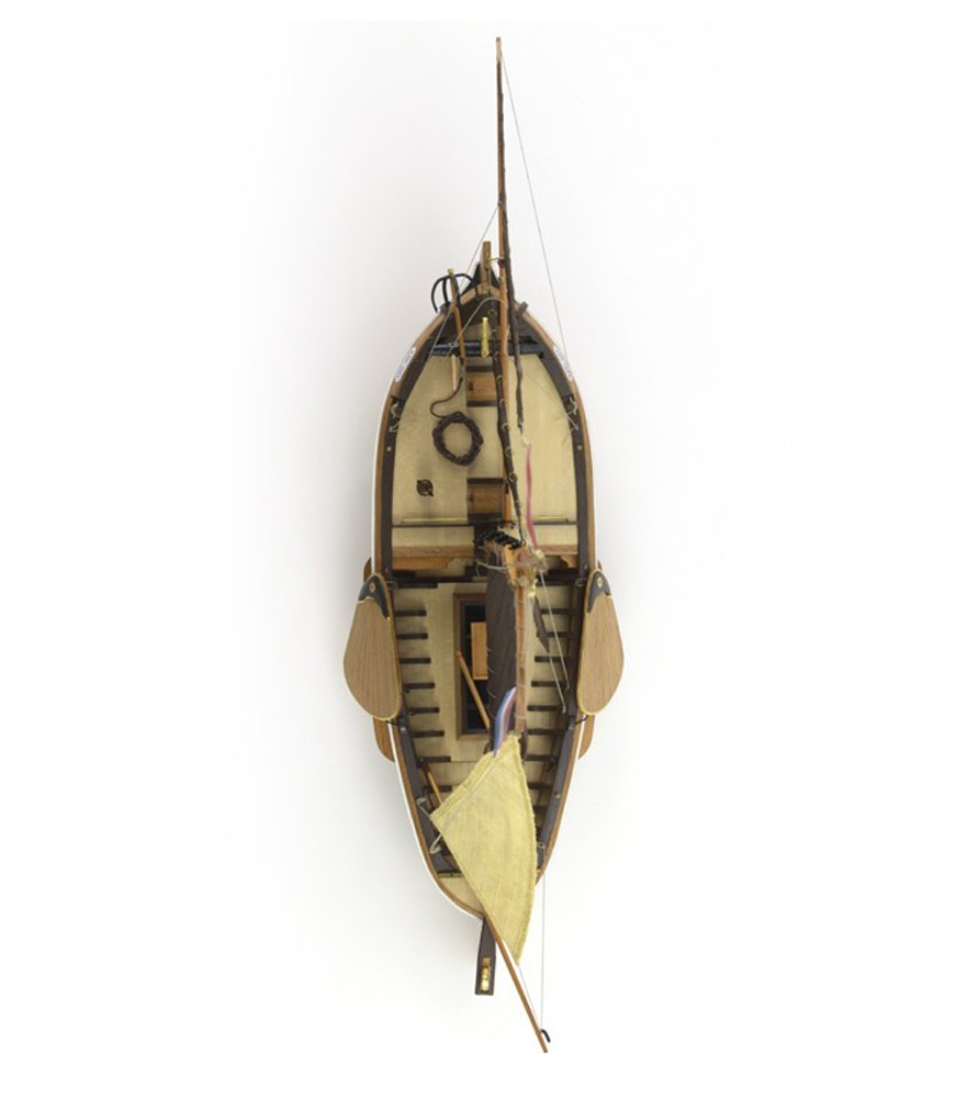 Barco de pesca Botter 1:35. Modelo de barco de pesca em madeira 5