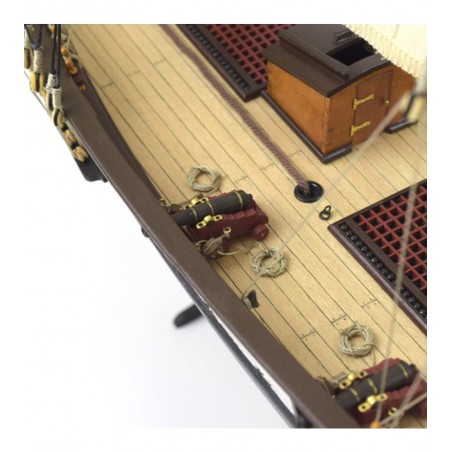 Escuna americana Harvey 1/60. Modelo de navio em madeira 7