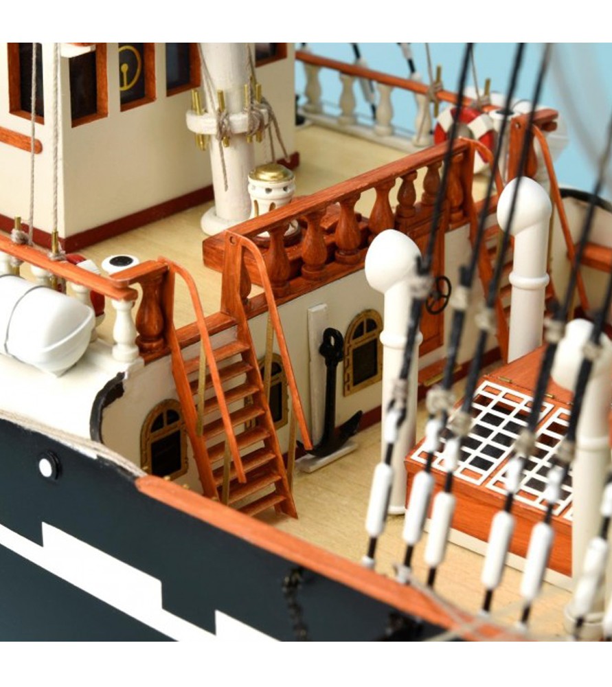 Wooden Model Ship: French Training Ship Belem 1/75