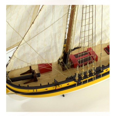 Maquette Bateau Bois. Cotre Corsaire Le Renard 1:50