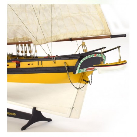 Maquette Bateau Bois. Cotre Corsaire Le Renard 1:50