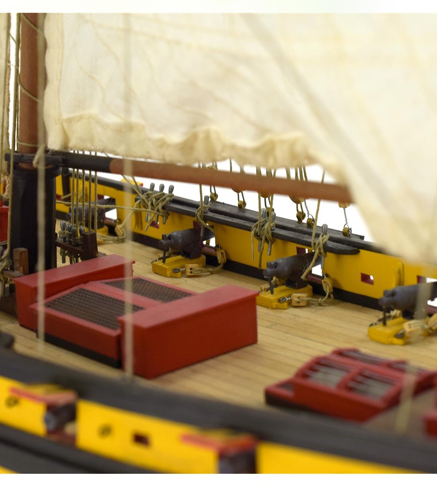 LE RENARD Cúter Corsario 1:50 Maqueta de Barco...