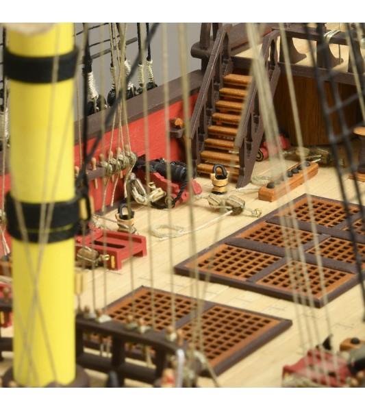 Navire de Ligne Santísima Trinidad 1:84. Maquette de Bateau en Bois