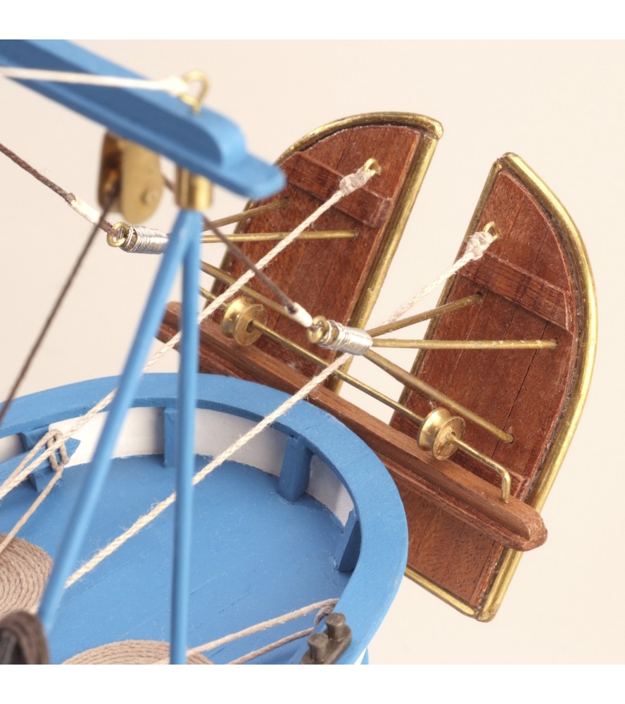 MARE NOSTRUM 1:35 Maqueta de Barco de Pesca...