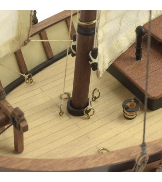 U.S. Pilot Boat Swift. 1:50 Wooden Model Ship Kit