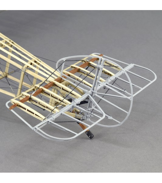 Sopwith Camel Gevechtsvliegtuig 1:16. Houten en metalen schaalmodel
