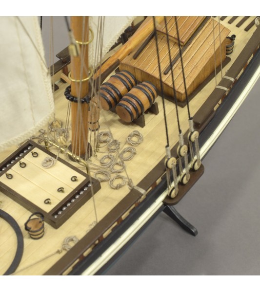American Schooner Virginia. 1:41 Wooden Model Ship Kit